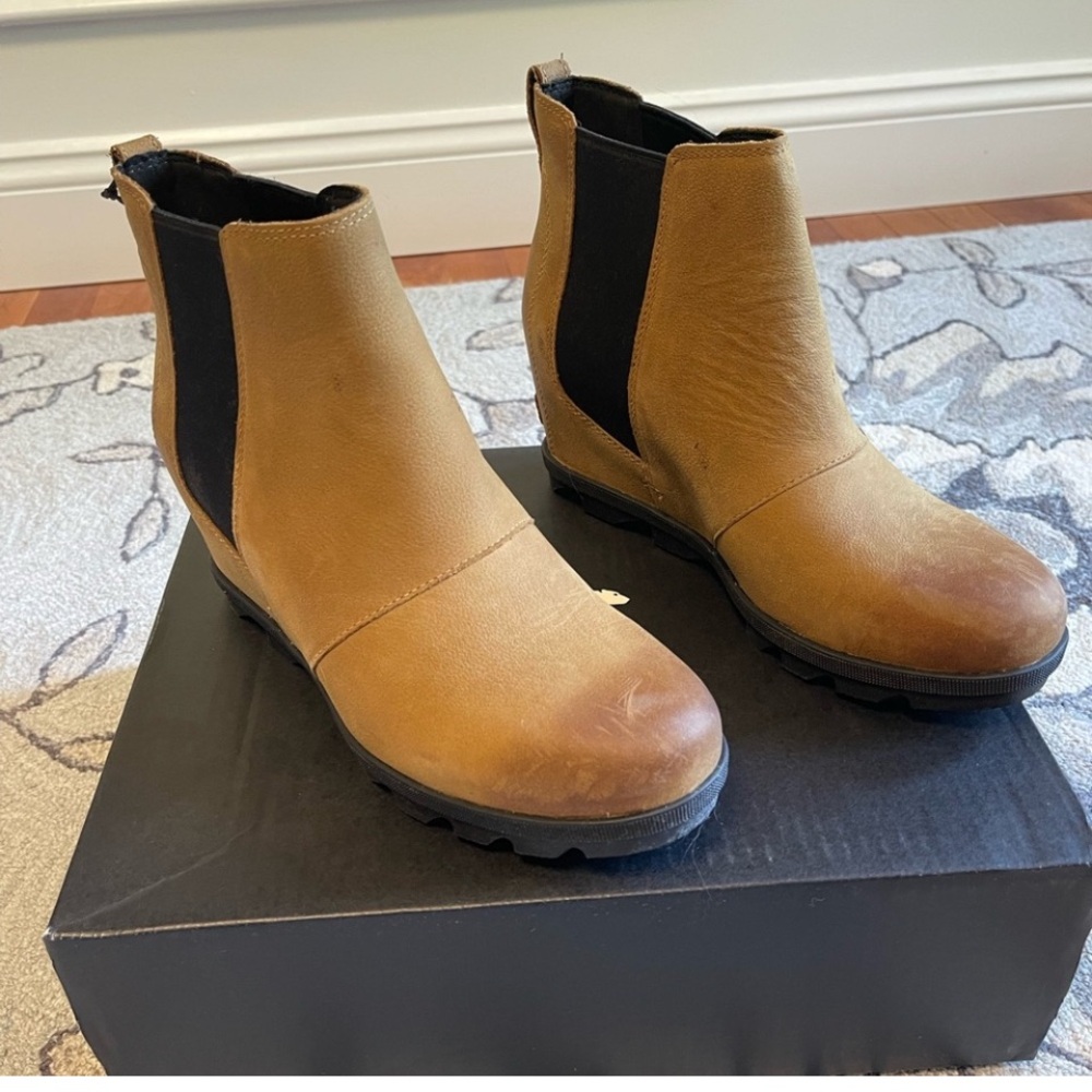Sorel Brown Ankle Booties